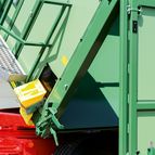 Hilfsrungen- und Scharniersystem für Pendel- und Portalfunktion